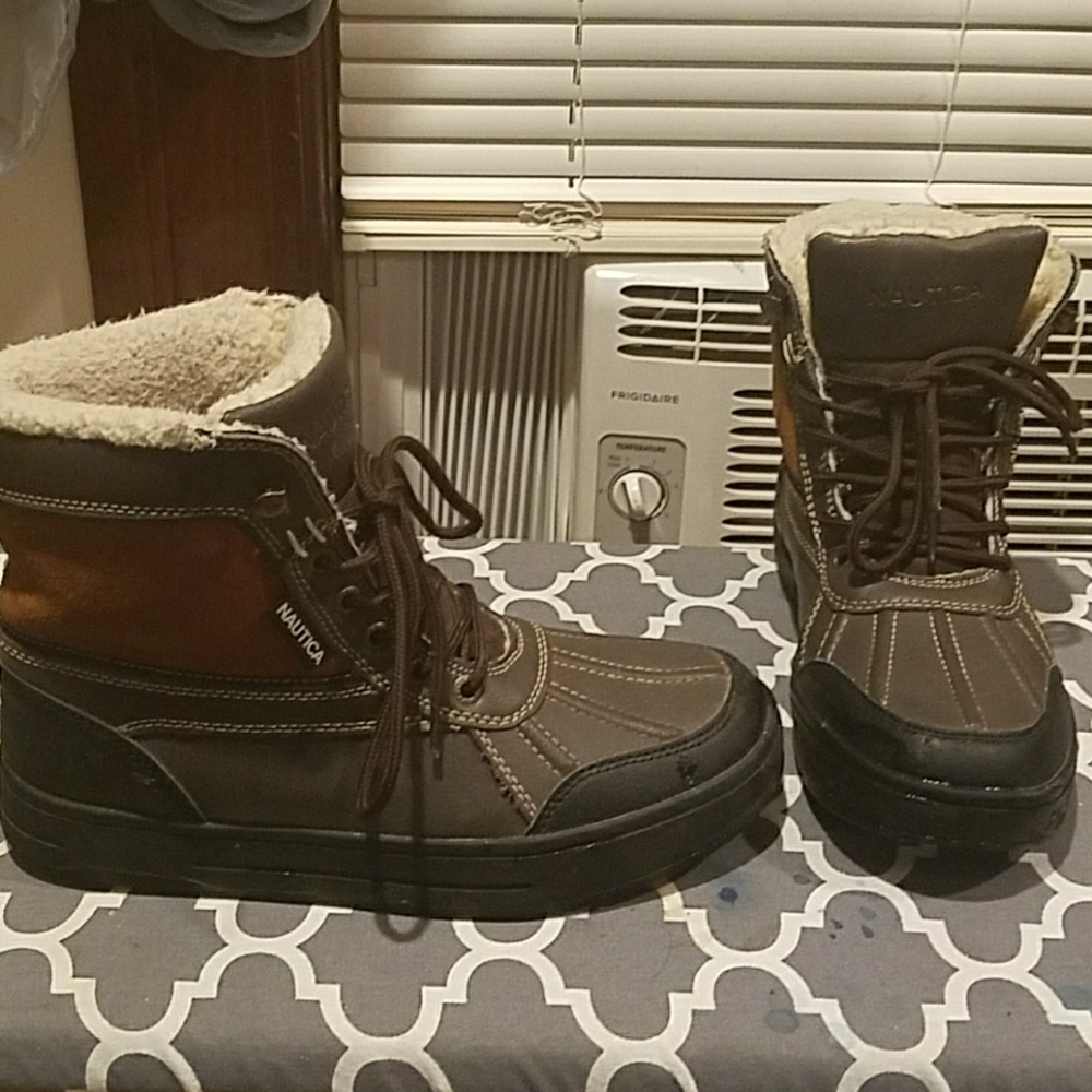 Boots - Picture 2 of 4